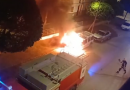 Arde un vehículo estacionado en la calle Juan Ramón Jiménez de Arahal