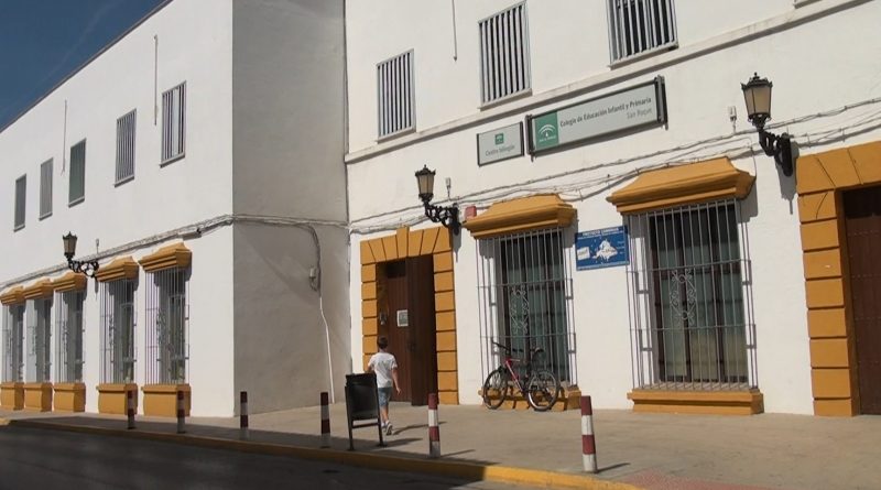 El Ayuntamiento de Arahal arreglará la cubierta del CEIP San Roque este verano