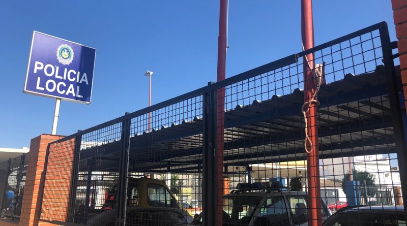 Detenidos tres individuos por intentar robar gallos